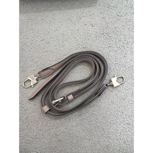 Moynat Women Pre-Loved Bag Very Good Condition - Picture 3 of 9